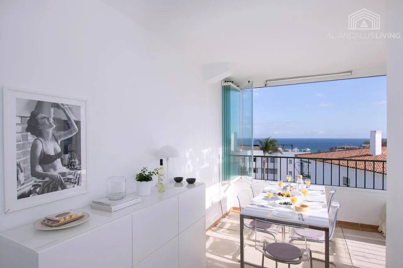 Scandinavian Style Apartment With Amazing Sea Views And South West Facing Sunny Terrace In Miraflores Walking Distance To The Beach! Málaga
