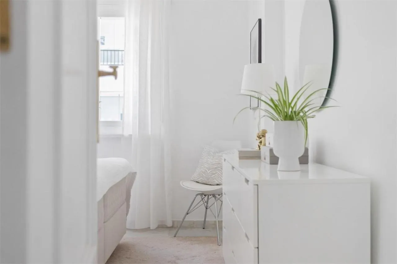 Scandinavian Seaview Terrace: Miraflores Beach Retreat Malaga 0*,  Spain